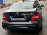 Aripa stanga spate Mercedes C-CLASS W204