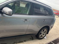 Aripa stanga spate Mitsubishi Outlander 2.2 4N14 2013