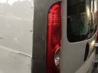 Aripa stanga spate Opel Vivaro 1.9 cdti F9Q