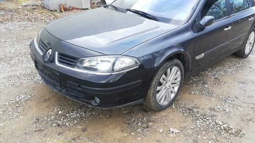 Aripa stanga spate Renault Laguna 2 2006 Hatc