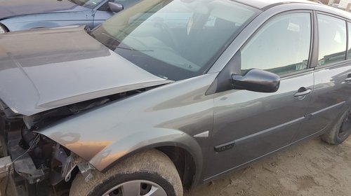 Aripa stanga spate Renault Megane 2004 Hatchb