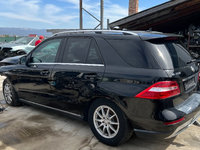 Aripa stanga spate segment Mercedes ML350 CDI W166 din 2012