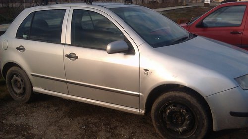 Aripa stanga spate Skoda Fabia 2004 HEATCHBACK 1,4 tdi