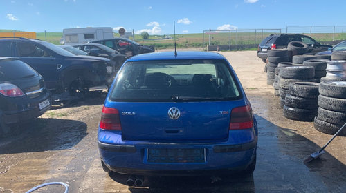 Aripa stanga spate Volkswagen Golf 4 2002 hatchback 1,9 tdi