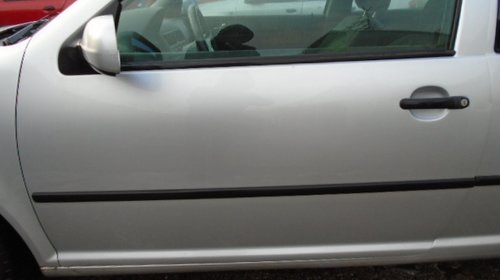 Aripa stanga spate Volkswagen Golf 4 2002 HATCHBACK 1.6 16V