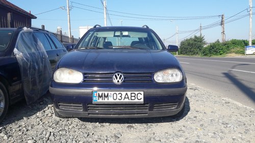 Aripa stanga spate VW Golf 4 2000 COMBI 1.9 T