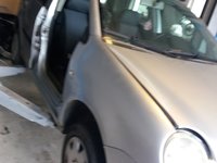 Aripa stanga dr fata vw polo 9n 2004