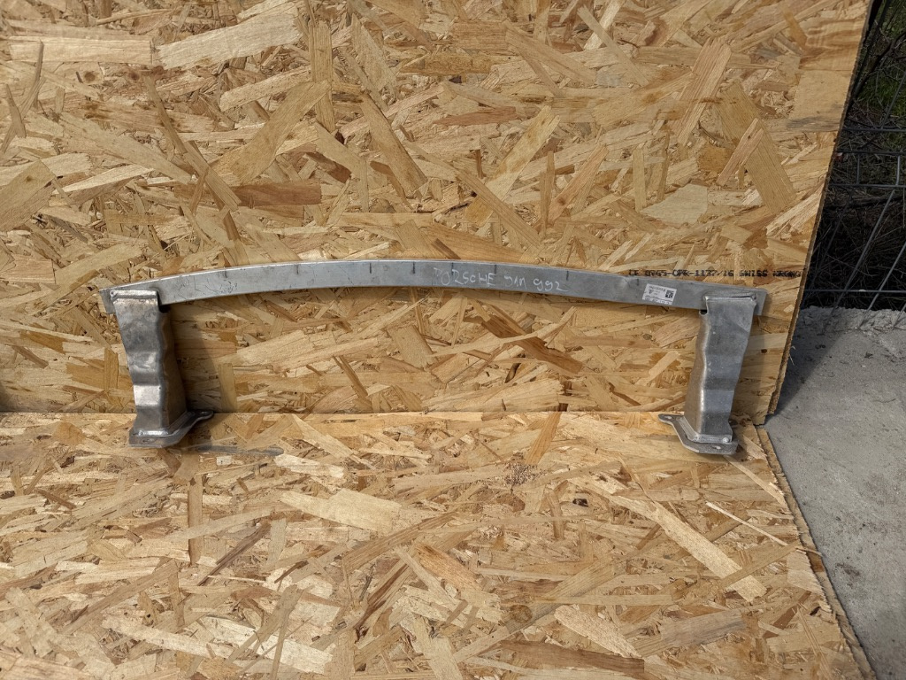 Armatura bara fata ALUMINIU Porsche 911 992 2020/2021/2022/2023