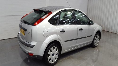 Armatura bara fata Ford Focus 2005 Hatchback 1.6 TDCI 109 CP