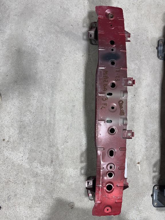 Armatura bara fata Mazda 3 Facelift 2018/2019/2020/2021/2022/2023