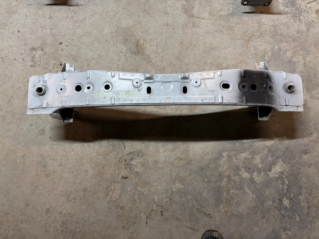 Armatura bara fata Mazda CX-3 CX3 2015/2016/2017/2018/2019/2029