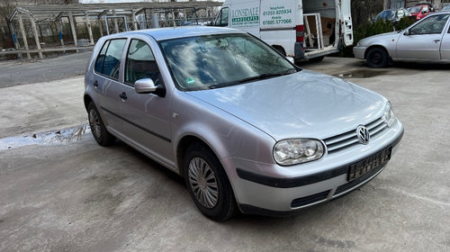 Armatura bara fata Volkswagen Golf 4 2001 HATCHBACK 1.6