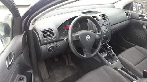 Armatura bara fata Volkswagen Golf 5 2006 hatchback 1.4