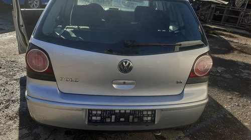 Armatura bara fata Volkswagen Polo 9N 2007 Hatchback 1.4