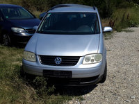 Armatura bara fata Volkswagen Touran 2003 hatchback 1.6