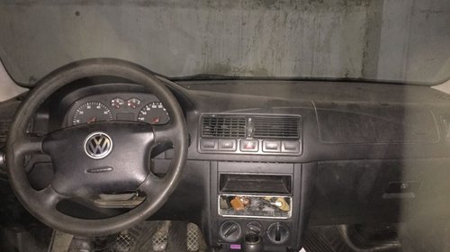 Armatura bara fata VW Golf 4 2002 Hatchback 1.4