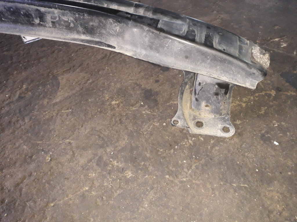 Armatura Bara Fata VW Jetta 1.6mpi tip m