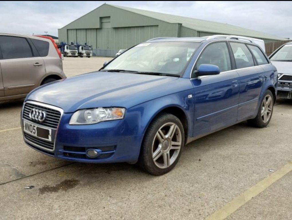 Armatura bara spate Audi A4 B7 2005 Avant 2.0 TDI
