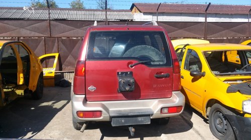 Armatura Bara Spate Nissan Terrano din 1997