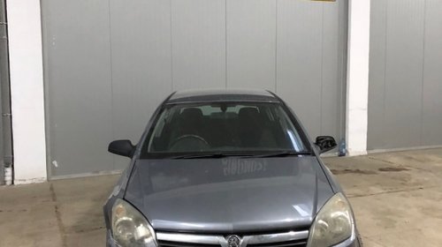 Armatura bara spate Opel Astra H 2007 Hatchba