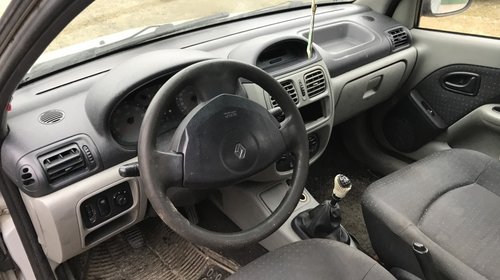 Armatura bara spate Renault Clio 2003 Berlina 1.5dci