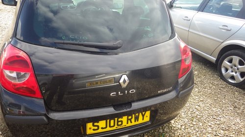 Armatura bara spate Renault Clio 2006 Coupe 1.5 dci