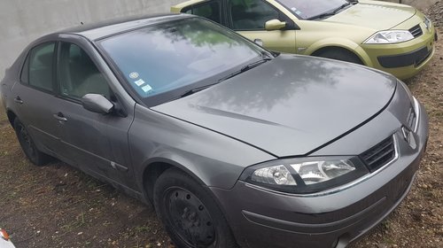 Armatura bara spate Renault Laguna 2005 Berlina 1.9