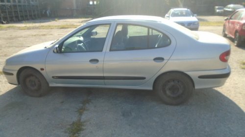 Armatura bara spate Renault Megane 2001 Hatch