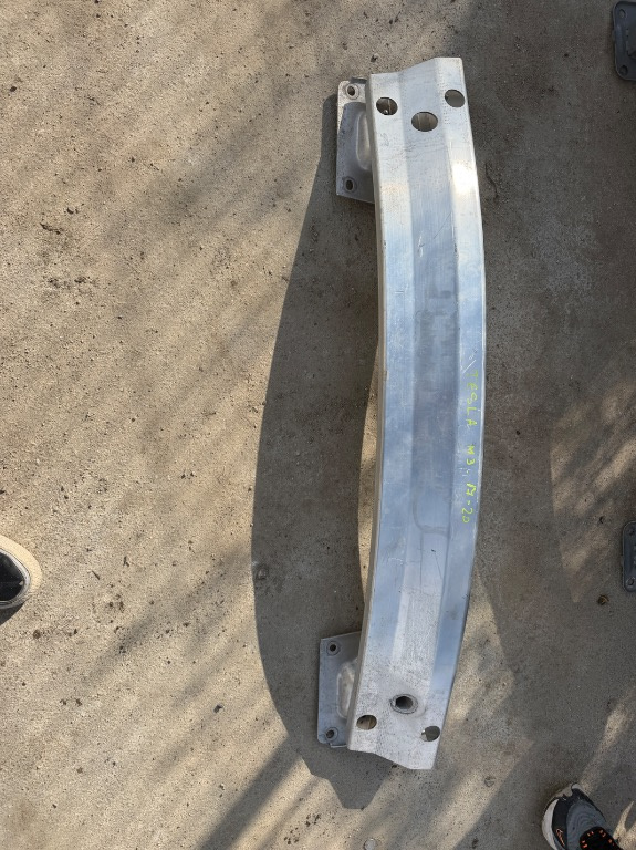 Armatura bara spate Tesla Model 3 2017/2018/2019/2020/2021/2022/2023