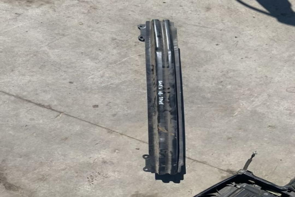 Armatura Bara Spate Volkswagen Golf 6 Hatchback