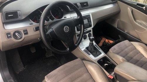 Armatura bara spate VW Passat B6 2008 BERLINA 2.0 TDI