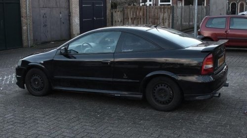 Astra G Coupe 2 Usi 2000 Negru 1.8 benzina 16