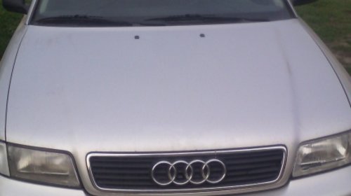 Audi A4, 1.6 benzina, anii 1995-2000, culoare