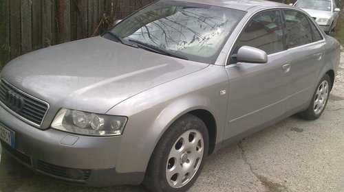 Audi A4 2,5 motor ake