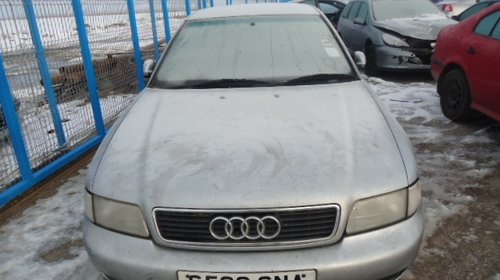 Audi A4 din 1998, 1.8 b