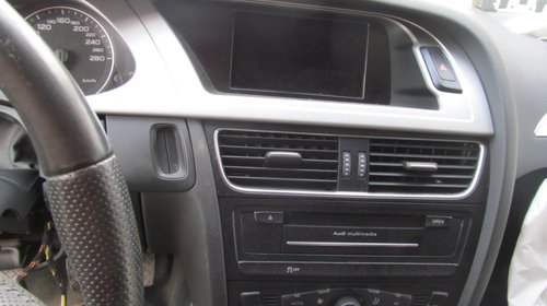 Audi A4 din 2011