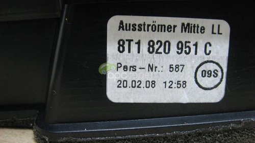 Audi A5 8t Grila Centrala aer 8t1 820 951 C