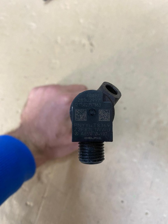 AUTOBESTCRAIOVA vinde; Injector Delphi 2