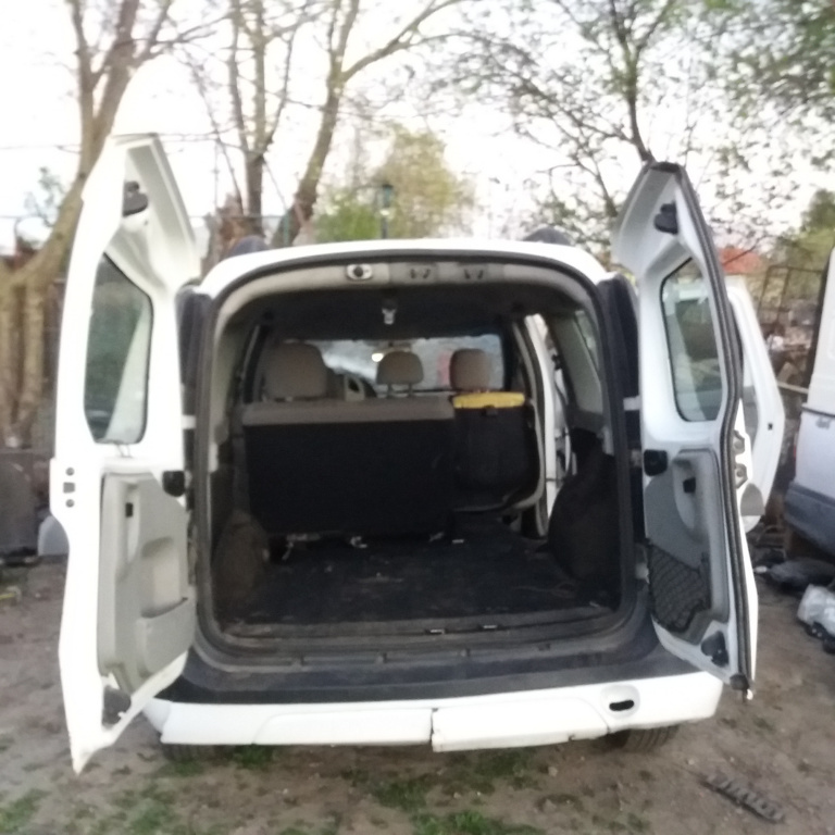 Ax came Dacia Logan MCV 2008 break 1.6 m
