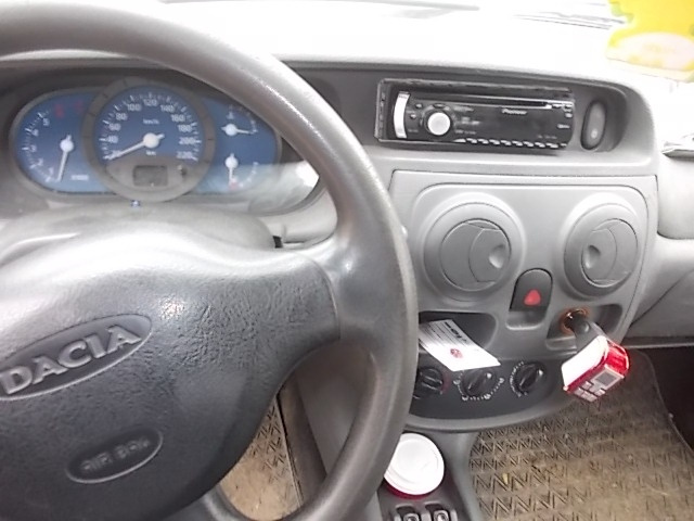 Ax came Dacia Solenza 2003 hatchback 1.4