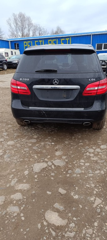 Ax came Mercedes B-Class W246 2013 hatch