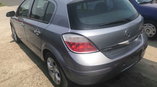 Ax came Opel Astra H 2006 Hatchback 1.7 CDTI