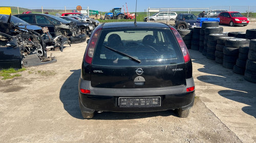 Ax came Opel Corsa C 2002 hatchback 1.0 benzina