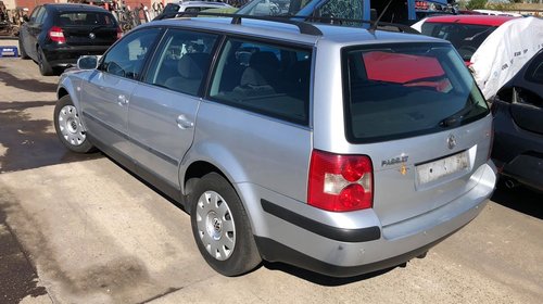 Ax came Volkswagen Passat B5 2003 Variant / Combi 1.9 TDI