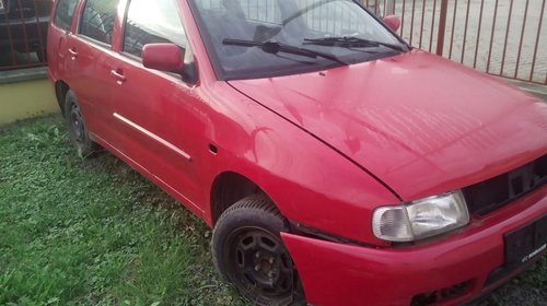 Ax came Volkswagen Polo 6N 1999 Kombi D