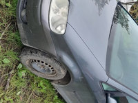 Ax came Volkswagen Touran 2004 hatchback 1.9 tdi