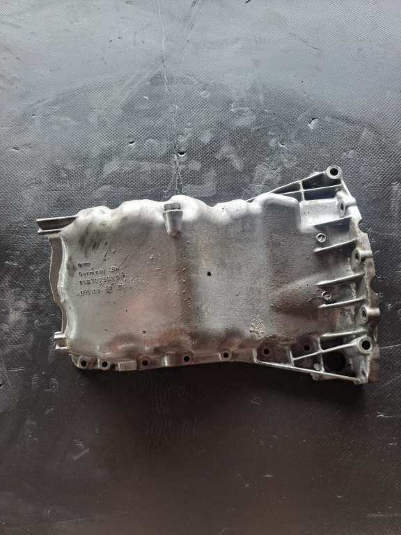 Baie de ulei Audi A4 2002-2010 - COD 06b