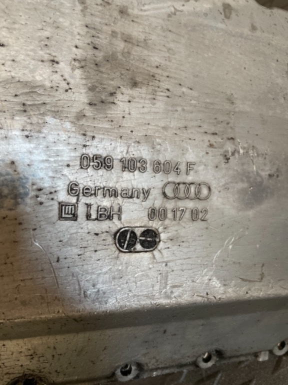 Baie ulei Audi A4 B5 B6 B7 A6 C5 C6 2.5 