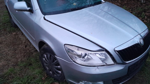 Baie ulei Skoda Octavia 2 2012 COMBI 1,6 TDI