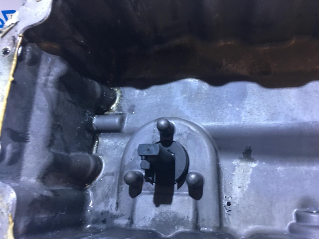 Baie Ulei VW Jetta 3 2.0TDI AZV BKD 2005